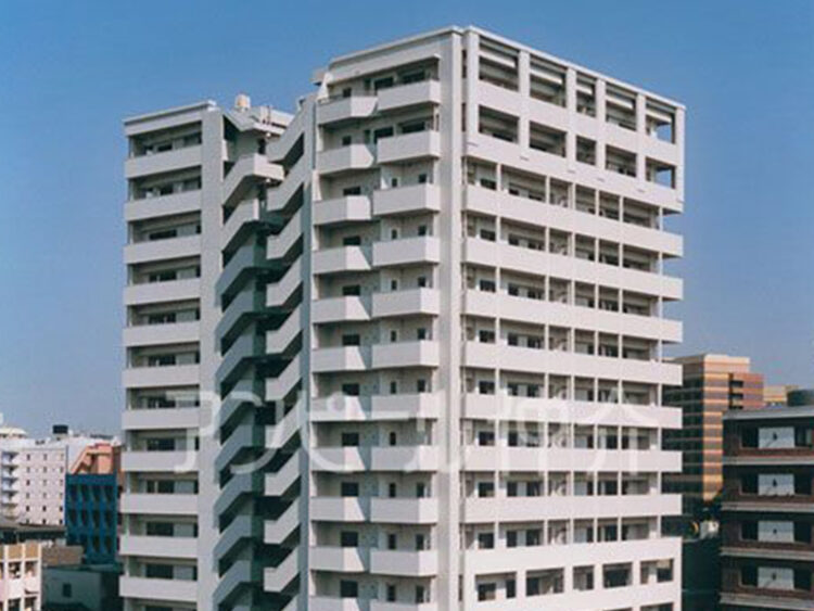 																アンピール天神東									